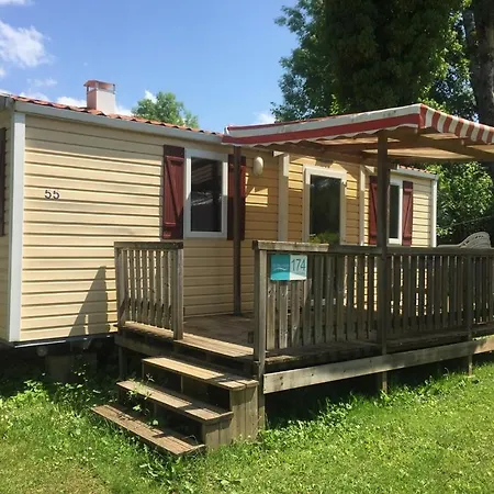Camping Les Pecheurs Pont-de-Poitte Exterior photo