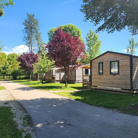 Camping Les Pecheurs Pont-de-Poitte Exterior photo
